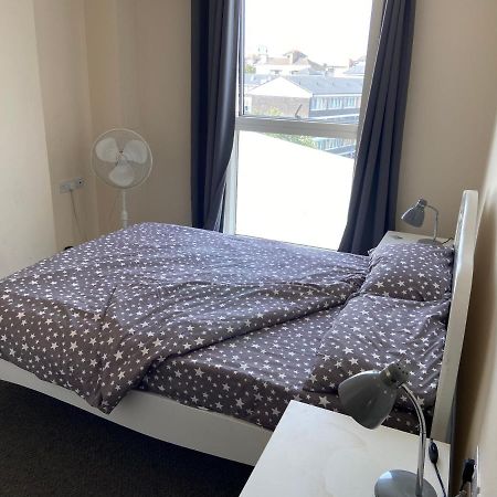 Lovely 2Br Apartment W/ City View London Exterior photo