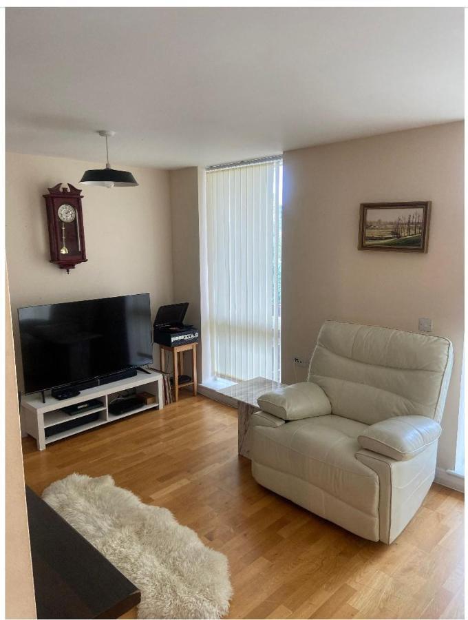 Lovely 2Br Apartment W/ City View London Exterior photo